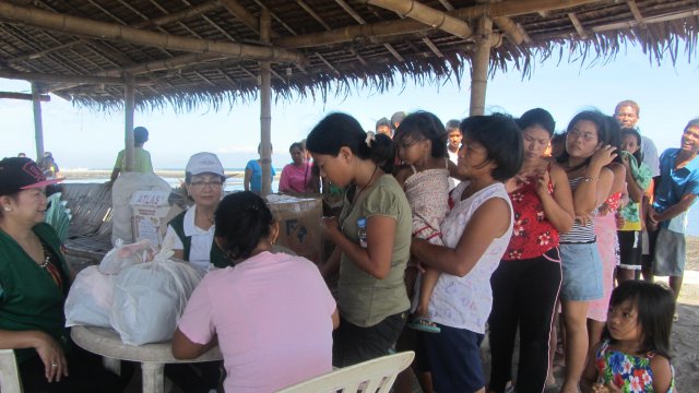 Relief Operations for Yolanda Survivors in Rosario, Cavite