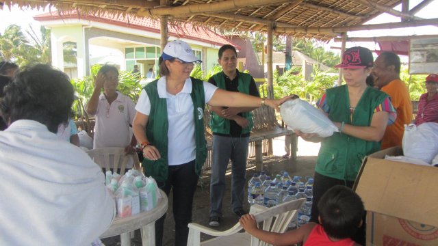 Relief Operations for Yolanda Survivors in Rosario, Cavite