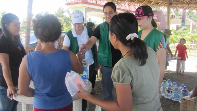 Relief Operations for Yolanda Survivors in Rosario, Cavite